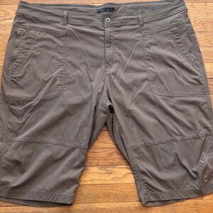 Prana Bermuda Shorts 22W dark khaki ripstop nylon